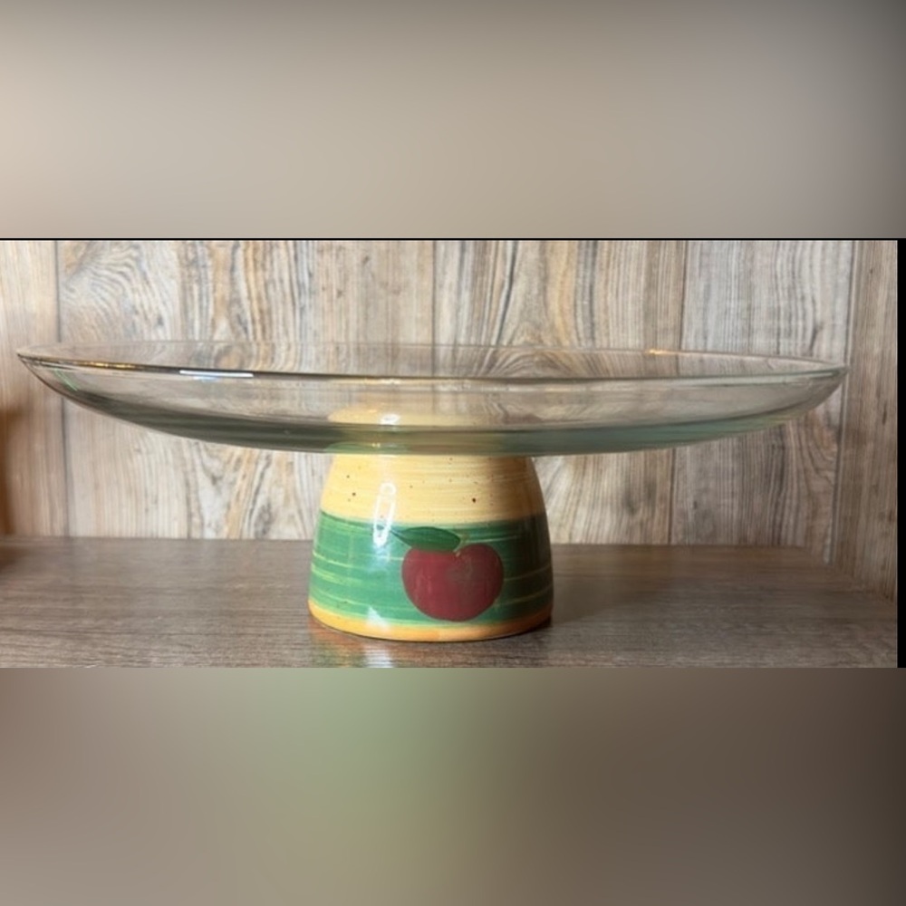 Vintage Anchor Hocking cake stand… apple decor.